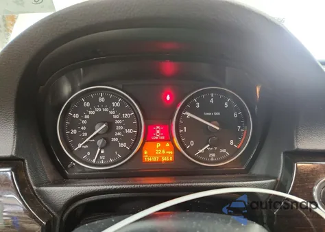 2012 BMW 328 Xi z USA, uszkodzony, nr VIN WBAKF3C58CE974670